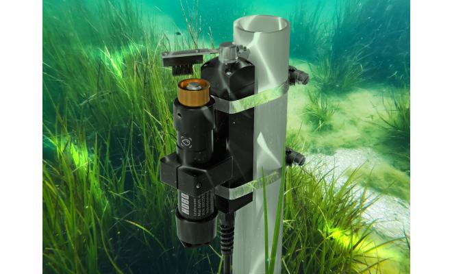 MX Underwater PAR Data Logger MX2502 | Onset's HOBO Data Loggers
